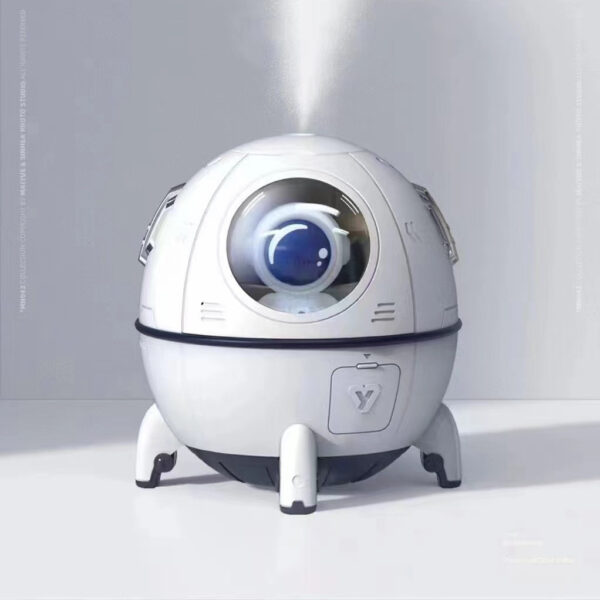 USB Astronaut Humidifier Ornaments Moisturizing Household Home Decor - Image 2